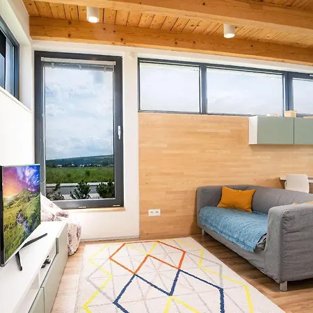 אתר נופש Natur Resort 4*