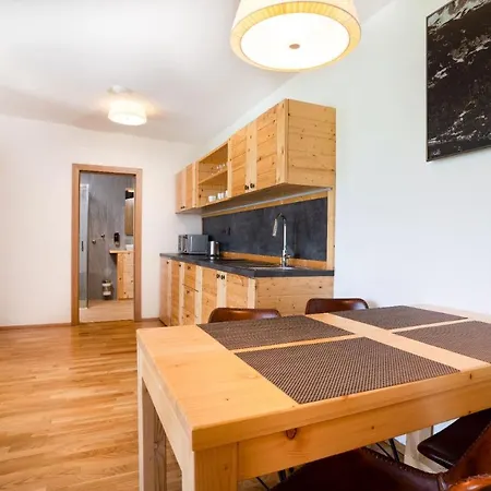 Natur Resort אתר נופש ולקה לומניקה