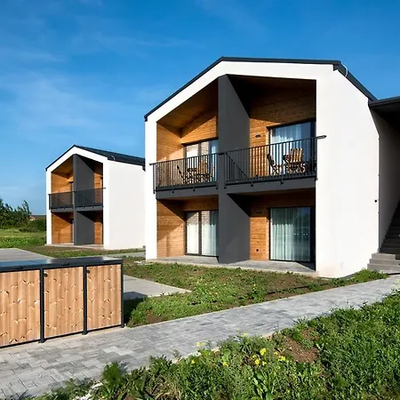 Natur Resort 4*