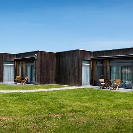 אתר נופש Natur Resort