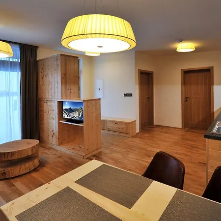 אתר נופש Natur Resort 4*