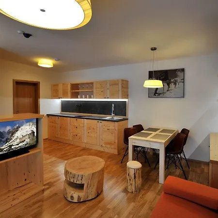 אתר נופש Natur Resort ולקה לומניקה